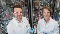 More and more electric cars are registered worldwide every year. At the same time, the raw materials for the batteries are limited and mining them is associated with negative environmental impact. BASF researchers at the Ludwigshafen site are therefore developing a new chemical process to recycle high-purity lithium from these batteries. This will also avoid waste and reduce the CO2 footprint compared to existing recycling processes.Chemical engineer Dr. Matthias Voges (left) and chemist Dr. Kerstin Schierle-Arndt (right) examine the lithium salts obtained from the new process. More and more electric cars are registered worldwide every year. At the same time, the raw materials for the batteries are limited and mining them is associated with negative environmental impact. BASF researchers at the Ludwigshafen site are therefore developing a new chemical process to recycle high-purity lithium from these batteries. This will also avoid waste and reduce the CO2 footprint compared to existing recycling processes.Chemical engineer Dr. Matthias Voges (left) and chemist Dr. Kerstin Schierle-Arndt (right) examine the lithium salts obtained from the new process.