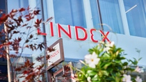 Lindex hat mit BASFs loopamid® zusammengearbeitet, um das Recycling von Textil zu Textil zu beschleunigen.
Foto: Lindex