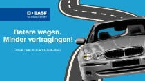 Een zilveren auto die op een weg rijdt tegen een blauwe achtergrond. De tekst luidt: "Betere wegen. Minder vertragingen! Ontdek meer in onze YouTube-video." Een zilveren auto die op een weg rijdt tegen een blauwe achtergrond. De tekst luidt: "Betere wegen. Minder vertragingen! Ontdek meer in onze YouTube-video."