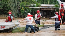 Auswirkungen des Hurrikans Iota in Honduras, Überschwemmungsgebiet Lima (Region Cortes): Einsatz des Honduranischen Roten Kreuzes im Katastrophengebiet.
- November 2020 Auswirkungen des Hurrikans Iota in Honduras, Überschwemmungsgebiet Lima (Region Cortes): Einsatz des Honduranischen Roten Kreuzes im Katastrophengebiet.
- November 2020