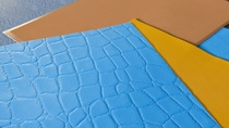 Steron® surface coatings can be applied to a great variety of materials, for example to leather, synthetic materials, textiles and paper. The technology and the coated materials can therefore be put to many uses.