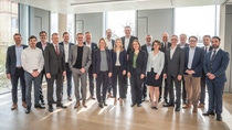Teilnehmerinnen und Teilnehmer des Regionalgesprächs zur Digitalstrategie des Landes Rheinland-Pfalz bei BASF in Ludwigshafen. Teilnehmerinnen und Teilnehmer des Regionalgesprächs zur Digitalstrategie des Landes Rheinland-Pfalz bei BASF in Ludwigshafen.