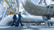 The new acetylene plant, which replaces the almost 60-year-old previous plant at the Ludwigshafen Verbund site, has an annual capacity of 90,000 metric tons. Around 20 plants at the Ludwigshafen site use acetylene as a chemical building block and starting material for manufacturing many everyday products, including pharmaceuticals, plastics, solvents, electronic chemicals and highly elastic textile fibers. BASF customers use these products in the automotive, pharma, construction, consumer goods and textile industries. The integration of the plant into BASF's Verbund system offers advantages such as efficient use of resources, excellent production synergies and short supply routes. In this way, BASF is further enhancing the long-term competitiveness of the Ludwigshafen site. Carsten Triska (left), shift supervisor, and Christian Ackermann (right), plant operator, on a safety walk in the acetylene plant. The new acetylene plant, which replaces the almost 60-year-old previous plant at the Ludwigshafen Verbund site, has an annual capacity of 90,000 metric tons. Around 20 plants at the Ludwigshafen site use acetylene as a chemical building block and starting material for manufacturing many everyday products, including pharmaceuticals, plastics, solvents, electronic chemicals and highly elastic textile fibers. BASF customers use these products in the automotive, pharma, construction, consumer goods and textile industries. The integration of the plant into BASF's Verbund system offers advantages such as efficient use of resources, excellent production synergies and short supply routes. In this way, BASF is further enhancing the long-term competitiveness of the Ludwigshafen site. Carsten Triska (left), shift supervisor, and Christian Ackermann (right), plant operator, on a safety walk in the acetylene plant.