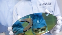 PFAS-free cleaning mixtures for semiconductor manufacturing PFAS-free cleaning mixtures for semiconductor manufacturing