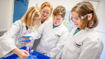 Judith Cummins MP joins children from Hill Top Church of England Primary School in an experiment at the BASF Kids'Lab in Bradford. Judith Cummins MP joins children from Hill Top Church of England Primary School in an experiment at the BASF Kids'Lab in Bradford.