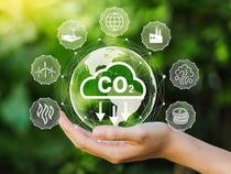 BASF treibt die grüne Transformation der Kunststoffindustrie mit Green Energy Manufacturing voran. Durch den Einsatz erneuerbarer Energien in der Produktion können Kunden den Product Carbon Footprint ihrer Produkte reduzieren – ohne Änderungen an Prozessen, Qualität oder Spezifikationen. Praxisbeispiele von BOSCH und Eaton zeigen erhebliche CO₂-Einsparungen sowie klare wirtschaftliche und wettbewerbliche Vorteile.
Foto: BASF