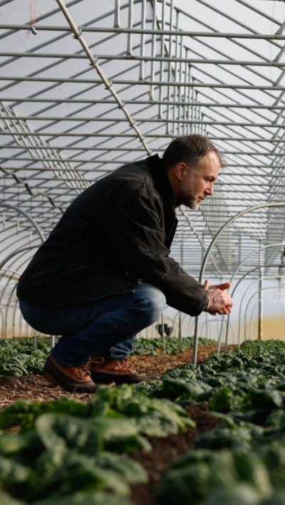 BASF Changemaker Charlie trägt durch seine Arbeit zum Klimaschutz bei. BASF Changemaker Charlie trägt durch seine Arbeit zum Klimaschutz bei.