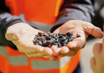 The collaboration is part of BASF’s ChemCyclingTM project which focusses on chemically reprocessing post-consumer plastic waste on an industrial scale. The pyrolysis oil is fed into the BASF Verbund in Ludwigshafen, thereby replacing fossil resources. The share of recycled raw material is allocated to certain products manufactured in the Verbund by using a third-party audited mass balance approach. The products which carry the name suffix “CcycledTM” have the exact same properties as those manufactured from fossil feedstock. Customers can therefore further process them in the same way as conventionally manufactured products and use them in applications with high demands regarding quality and performance, such as automotive parts. The collaboration is part of BASF’s ChemCyclingTM project which focusses on chemically reprocessing post-consumer plastic waste on an industrial scale. The pyrolysis oil is fed into the BASF Verbund in Ludwigshafen, thereby replacing fossil resources. The share of recycled raw material is allocated to certain products manufactured in the Verbund by using a third-party audited mass balance approach. The products which carry the name suffix “CcycledTM” have the exact same properties as those manufactured from fossil feedstock. Customers can therefore further process them in the same way as conventionally manufactured products and use them in applications with high demands regarding quality and performance, such as automotive parts.