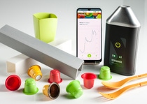 Handy portable spectrometer, intelligent data analysis and mobile app for precise determinationand sorting of plastics. Copyright: trinamiX GmbH 