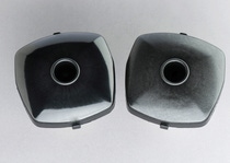 The haptics and visual appearance of components in the car interior are becoming even more important. BASF is presenting innovative materials for premium and appealing surfaces to give the interior a distinctive look. With Ultramid® B3E2G6 SI BK23353 (Image left) and Ultramid® B3E2G10 SI BK23353 a new generation of surface-improved structural materials is now available. Compared to standard material (Image right), the glass fiber reinforced types based on polyamide 6 impress with very low emission values and good UV stability and are therefore ideally suited for the use in functional visible parts in the interior.