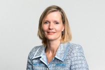 Uta Holzenkamp ist neue Leiterin des Unternehmensbereichs Coatings von BASF Uta Holzenkamp ist neue Leiterin des Unternehmensbereichs Coatings von BASF