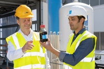 Left: Christoph Gahn, Vice President Chemical Recycling Business & Technologies BASF; right: Marco Tomasi Morgano, CTO ARCUS. Photo: BASF 2022