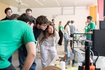 Beim BASF Infotag am 18. April können Interessierte sich über die vielfältigen Jobs am Standort Ludwigshafen informieren und bei Mitmach-Stationen aktiv werden.
Foto: BASF