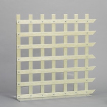 Elastocoat® C ist BASFs renommiertes Polyurethan (PU), das in der Pultrusion von Hochleistungsprofilen zur Anwendung kommt. Im Gegensatz zu anderen Harzen, zeichnet sich dieses PU System nicht nur durch außerordentliche Vorteile in der Pultrusionsgeschwindigkeit bei gleichzeitig geringer Zugkraft aus, sondern auch durch eine sehr hohe interlaminare Scherfestigkeit (ILSS) sowie keine Emissionen am Profil.