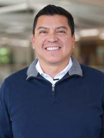 Dr. Lorenzo Aleman-Sarinana, Head of Seed Technologies & Analytics Labs