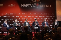2016.12.06, Warszawa, fot.Pawel Pawlowski/zelaznastudio.pl,Konferencja Nafta Chemia, panel, Sesja Inauguracyjna inowacje, inwestycje,reakcje czas przeobrazen w polskiej chemii., n.z Prelegenci 2016.12.06, Warszawa, fot.Pawel Pawlowski/zelaznastudio.pl,Konferencja Nafta Chemia, panel, Sesja Inauguracyjna inowacje, inwestycje,reakcje czas przeobrazen w polskiej chemii., n.z Prelegenci