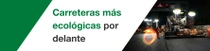 Construcción de una carretera por la noche con trabajadores y maquinaria. Una espiral de luz revolotea por la escena. En el texto pone: “Carreteras más ecológicas por delante”.