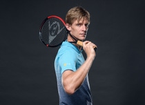 アンダーソン選手のような現代プレイヤー向けに設計された新シリーズで使用-BASFのInfinergy®（写真：ダンロップ）