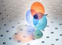 Der BASF ist es jetzt gelungen, ein teilkristallines Polyamid zu entwickeln, das Licht weitgehend ungehindert passieren lässt. Ultramid® Vision weist eine sehr hohe Lichttransmission bei geringer Lichtstreuung auf. Es ist damit das weltweit erste teilkristalline Polyamid für semi-transparente oder durchsichtige Bauteile in chemisch anspruchsvollen Umgebungen. Das einzigartige Polyamid ist außerdem UV- und temperaturbeständig, kratzfest sowie für Flammschutzanforderungen geeignet. Ultramid® Vision empfiehlt sich besonders für Bauteile, die der visuellen Kontrolle, der Illumination oder dem Lichtdesign dienen.
BASF has now succeeded in developing a semi-crystalline polyamide that allows light to pass through largely unhindered. Ultramid® Vision combines very high light transmission with low light scattering. This makes it the world’s first semi-crystalline polyamide for semi-transparent or transparent components in chemically challenging environments. Moreover, the unique polyamide is UV and temperature resistant, scratch-proof as well as suitable for flame-retardant requirements. Ultramid® Vision recommends itself especially for parts for visual check, illumination or light design. Der BASF ist es jetzt gelungen, ein teilkristallines Polyamid zu entwickeln, das Licht weitgehend ungehindert passieren lässt. Ultramid® Vision weist eine sehr hohe Lichttransmission bei geringer Lichtstreuung auf. Es ist damit das weltweit erste teilkristalline Polyamid für semi-transparente oder durchsichtige Bauteile in chemisch anspruchsvollen Umgebungen. Das einzigartige Polyamid ist außerdem UV- und temperaturbeständig, kratzfest sowie für Flammschutzanforderungen geeignet. Ultramid® Vision empfiehlt sich besonders für Bauteile, die der visuellen Kontrolle, der Illumination oder dem Lichtdesign dienen.
BASF has now succeeded in developing a semi-crystalline polyamide that allows light to pass through largely unhindered. Ultramid® Vision combines very high light transmission with low light scattering. This makes it the world’s first semi-crystalline polyamide for semi-transparent or transparent components in chemically challenging environments. Moreover, the unique polyamide is UV and temperature resistant, scratch-proof as well as suitable for flame-retardant requirements. Ultramid® Vision recommends itself especially for parts for visual check, illumination or light design.