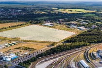 Fläche, auf der der BASF enviaM Solarpark Schwarzheide entstehen soll