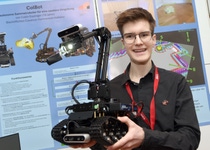 Landessieger Bestes interdisziplinäres Projekt: Collin Esslinger: ColBot – der autonome Sammelroboter für eine saubere Umgebung (Bischöfliches Cusanus-Gymnasium, Koblenz)
Photo: BASF