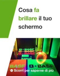 Prodotti BASF luminosi sotto luce UV nei colori verde e arancione con un vortice luminoso. Il testo recita: « Ciò che fa brillare il tuo schermo ». Prodotti BASF luminosi sotto luce UV nei colori verde e arancione con un vortice luminoso. Il testo recita: « Ciò che fa brillare il tuo schermo ».