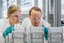 For the first time in the agricultural sector, the research collaboration of the two companies uses a technology from Vipergen that has already been applied successfully in the search for pharmaceutical active ingredients. For the first time in the agricultural sector, the research collaboration of the two companies uses a technology from Vipergen that has already been applied successfully in the search for pharmaceutical active ingredients.