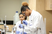 BASF collaborates with the University of South Alabama to show students how chemistry and careers are created in the Teens’ Lab program