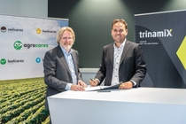 Contract signing between Henri Hekman, CEO and Founder of AgroCares, and Dr. Christian Nitschke, Director IR Sensing & Spectroscopy Solutions Business at trinamiX, in Ludwigshafen, Germany. Contract signing between Henri Hekman, CEO and Founder of AgroCares, and Dr. Christian Nitschke, Director IR Sensing & Spectroscopy Solutions Business at trinamiX, in Ludwigshafen, Germany.