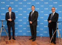 v.l.n.r.: Bei der Pressekonferenz am 9. September informierten Dr. Uwe Liebelt (Werksleiter Standort Ludwigshafen), Michael Heinz (Vorstandsmitglied und Standortleiter) und Prof. Dr. Stefan Lang (Chief Medical Officer) über das neue Medical Center der BASF am Standort Ludwigshafen. 