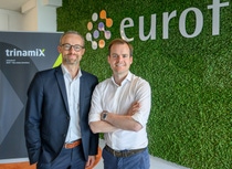 Nils Mohmeyer, Director Mobile Spectroscopy, trinamiX (L) and Hans Martin, Managing Director Eurofins Agro Testing are looking forward to the collaboration.  Photo: Studio Pothoff BV Nils Mohmeyer, Director Mobile Spectroscopy, trinamiX (L) and Hans Martin, Managing Director Eurofins Agro Testing are looking forward to the collaboration.  Photo: Studio Pothoff BV
