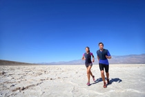 Bionic system – Evaporative cooling following the model of nature
Healthy performance – Sustained support of physical function
Versatile use – Relief in work, sports and therapy

Bionomisches System – Verdunstungskälte nach dem Vorbild der Natur
Gesunde Leistung – Nachhaltige Unterstützung der Körperfunktion
Vielseitige Anwendung – Entlastung bei Arbeit, Sport und Therapie