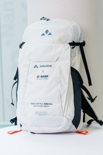 The TRAILCONTROL ZERO 20+ bike backpack by VAUDE made with Ultramid® ZeroPCF by BASF
Photo: BASF
