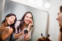 BASF bietet eine breite Palette an Biowirkstoffen für Make-up-Anwendungen. BASF bietet eine breite Palette an Biowirkstoffen für Make-up-Anwendungen.