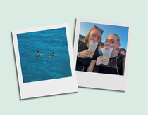 Sommerliche Polaroids: Alena und Tamara im Meer und beim Anstoßen mit Getränken