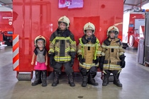 Ausprobieren und Selbermachen: Mini-Forscher experimentierten beim Kids‘ Lab der BASF. Ausprobieren und Selbermachen: Mini-Forscher experimentierten beim Kids‘ Lab der BASF.