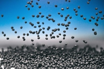 The raw material Neopor® is the further development of Styropor® and combines optimate insulating properties and excellent shock absorption.  Copyright: BASF The raw material Neopor® is the further development of Styropor® and combines optimate insulating properties and excellent shock absorption.  Copyright: BASF