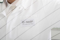 Interceptor® G2 from BASF is the first WHO-recommended mosquito net based on non-pyrethroid chemistry to beat insecticide-resistant mosquitoes. Its distinctive black and white stripes distinguish it from currently used products.
Photo – Andres/BASF