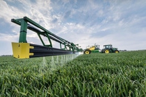 xarvio® FIELD MANAGER is compatible with the machinery terminals of range of advanced John Deere sprayers including its R944i sprayer. xarvio® FIELD MANAGER is compatible with the machinery terminals of range of advanced John Deere sprayers including its R944i sprayer.