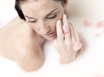 Euperlan® OP White is a wax-based, readily-biodegradable and cold-processable alternative to synthetic polymer opacifiers and offers a superior white appearance. Euperlan® OP White is a wax-based, readily-biodegradable and cold-processable alternative to synthetic polymer opacifiers and offers a superior white appearance.