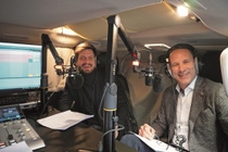 Der neue Podcast «SCHWEIZER MACHER»: Matthias Halusa (rechts) im Gespräch mit Vordenkerinnen und Visionären, mit Menschen, die Zukunft gestalten, neue Ideen anpacken und die Schweiz bewegen. Moderiert wird der Podcast von Dominik Widmer (links). Der neue Podcast «SCHWEIZER MACHER»: Matthias Halusa (rechts) im Gespräch mit Vordenkerinnen und Visionären, mit Menschen, die Zukunft gestalten, neue Ideen anpacken und die Schweiz bewegen. Moderiert wird der Podcast von Dominik Widmer (links).