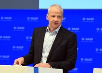 Annual Press Conference for the full year 2024, Dr. Markus Kamieth, Chairman of the Board of Executive Directors.
Photo: BASF SE Annual Press Conference for the full year 2024, Dr. Markus Kamieth, Chairman of the Board of Executive Directors.
Photo: BASF SE